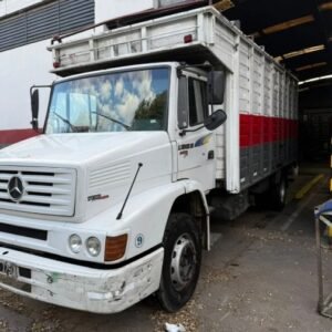 Mercedes Benz 1218